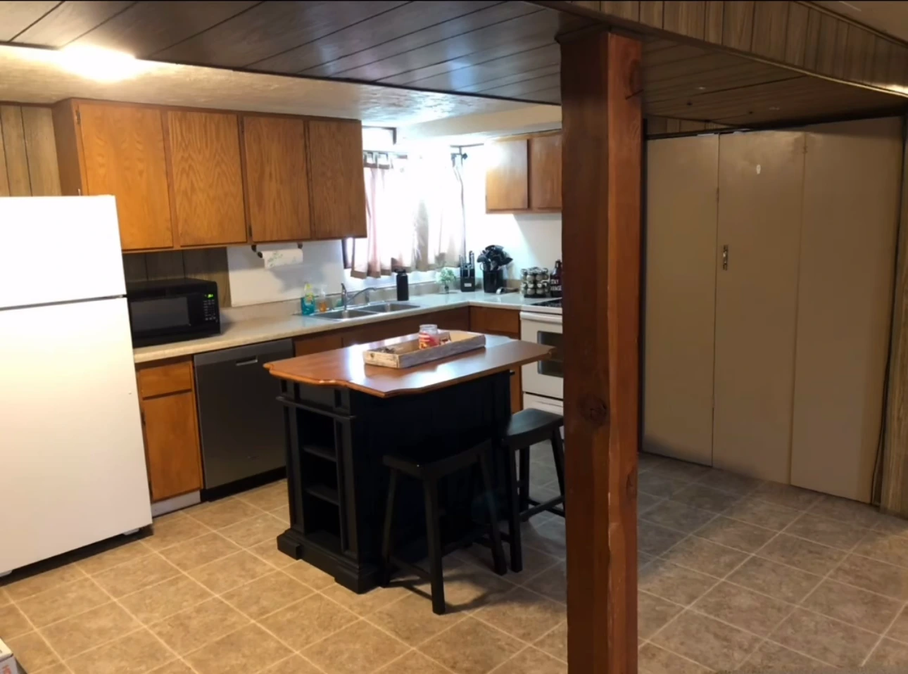 Before Image Alt Text